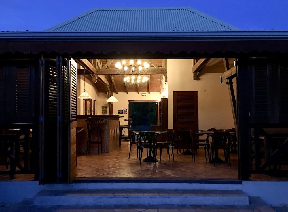 Residence Le Vallon Guadeloupe Parc Piscine Appartements & Studios & Services Hoteliers A La Carte Saint-Francois  Exterior photo